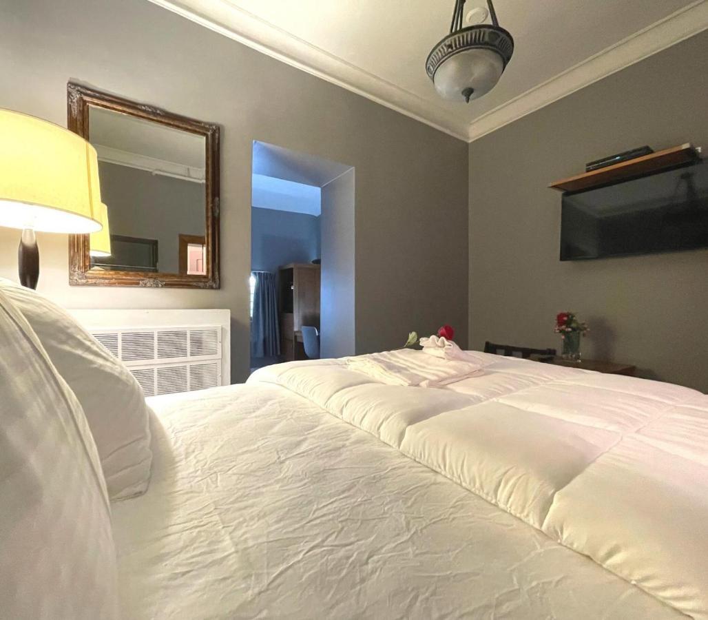 Superior Queen Room