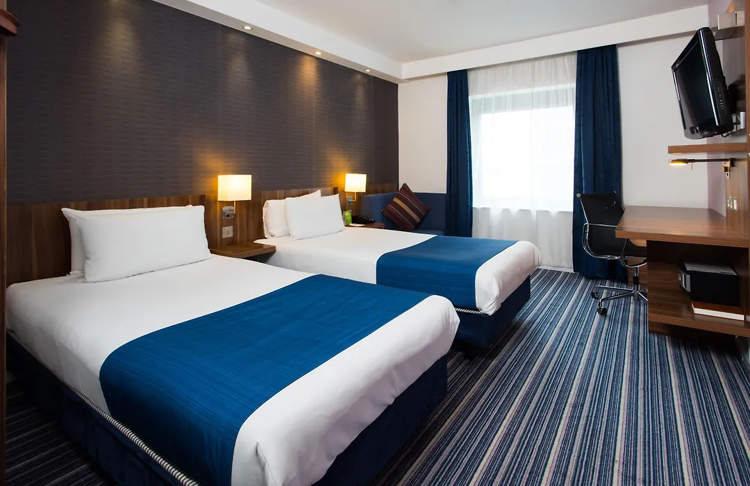 Holiday Inn Express London-Wimbledon-South, An Ihg Hotel-1