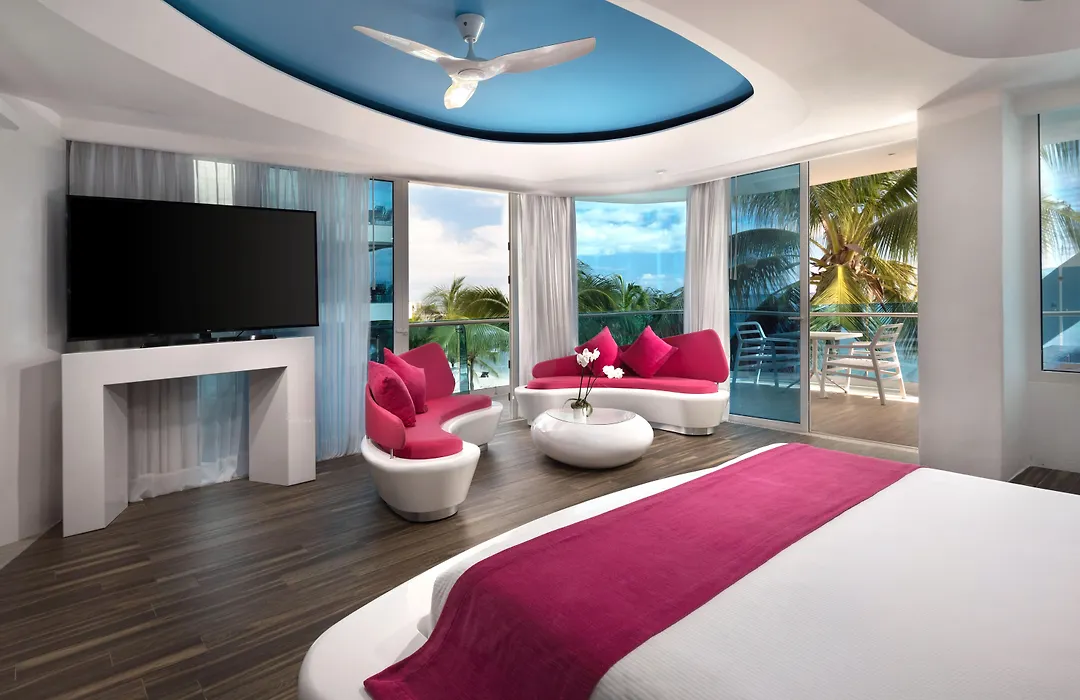We Uniq Hotel El Carmen Adults Only-1