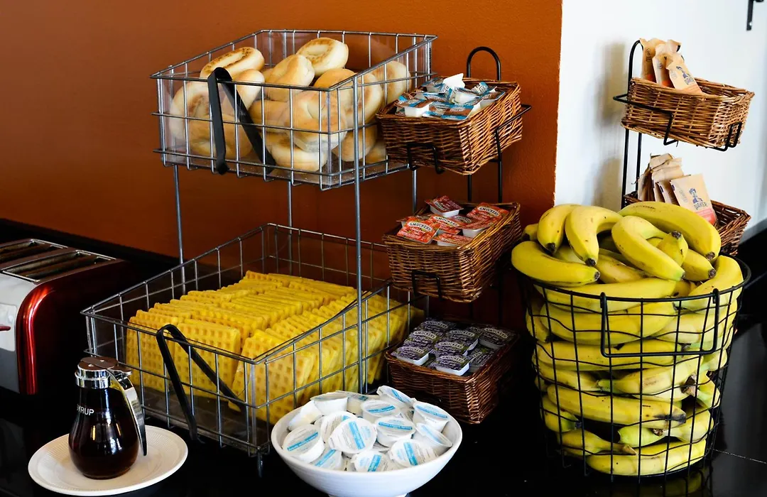 Chicago Getaway Hostel-1