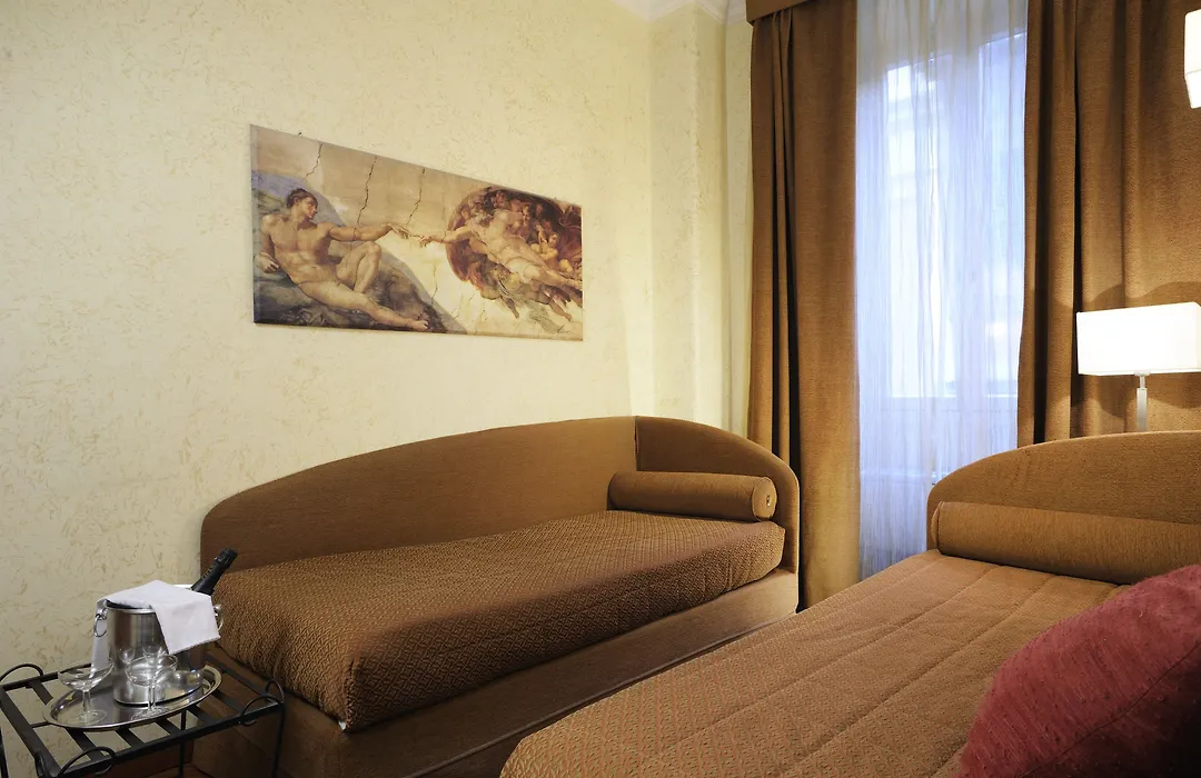 Hotel Madrid-1