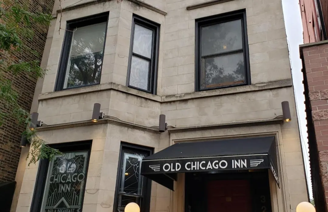 Old Chicago Inn-1