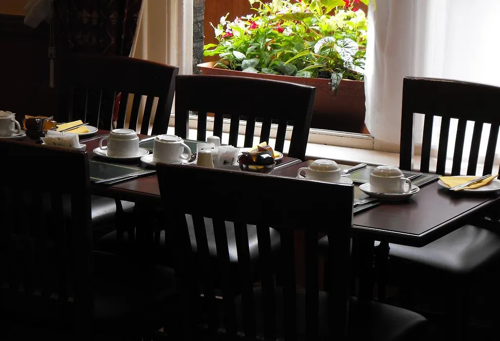 The Glen Guesthouse-1