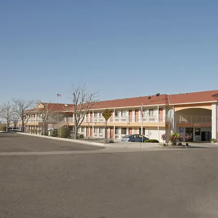 Travelodge By Wyndham Albuquerque East-3