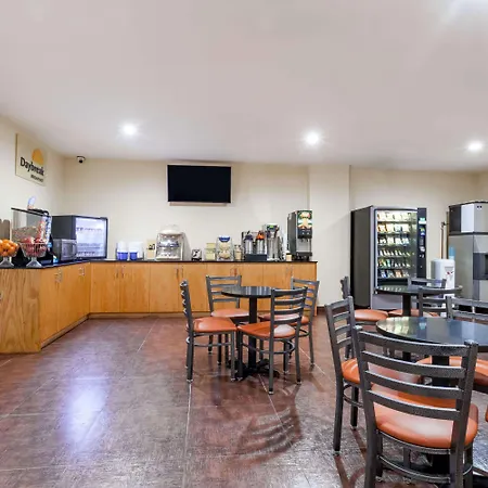 Days Inn By Wyndham Brooklyn Crown Heights-2