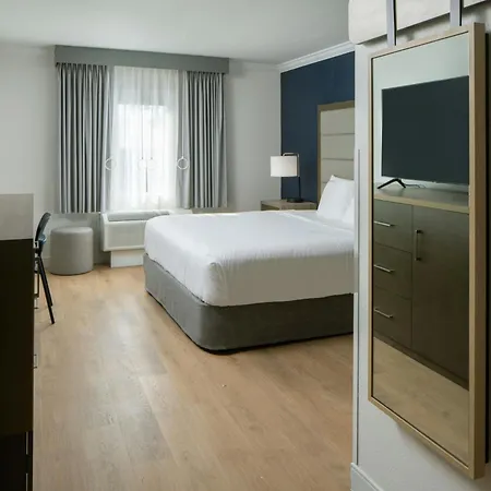 City Express By Marriott New Orleans 1-10-2