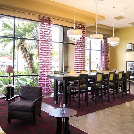 Ramada By Wyndham Orlando Florida Mall-2