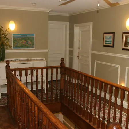 Niagara Classic Inn-3