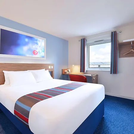 Travelodge Aberdeen Central Justice Mill Lane-2