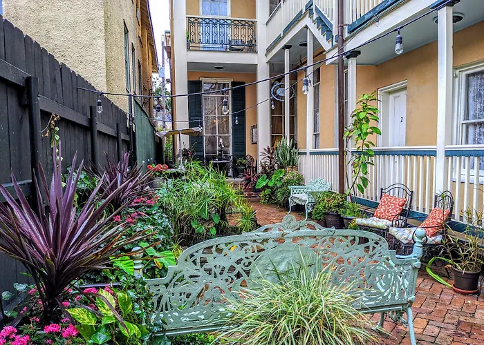 Parisian Courtyard Inn New Orleans