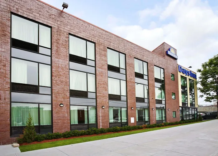 Days Inn Bronx New York