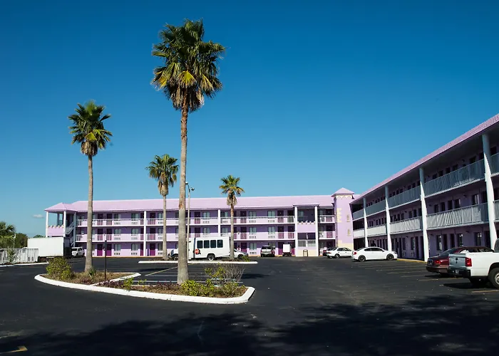 Howard Johnson By Wyndham Orlando Lake Buena Vista South Kissimmee