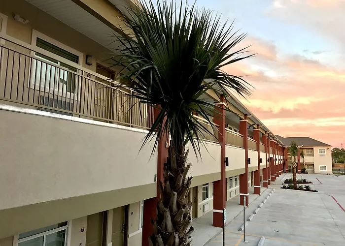 Grand Villa Inn & Suites Chinatown Houston