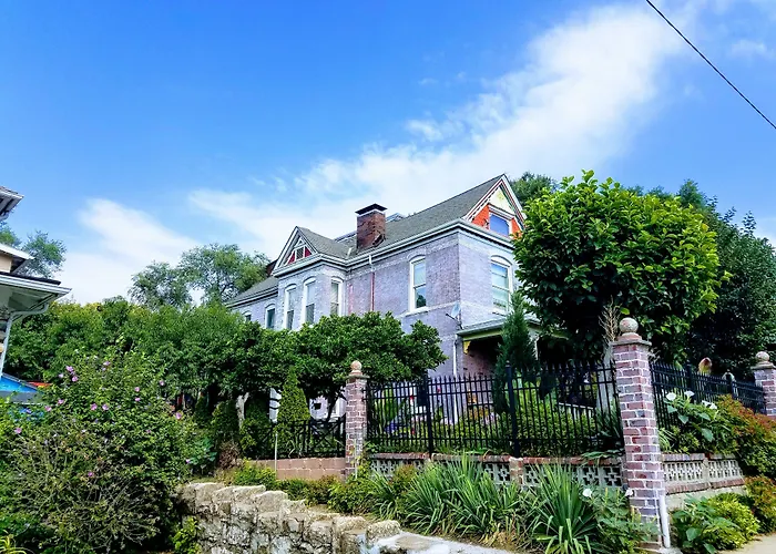 1812 Overture B&B Kansas City